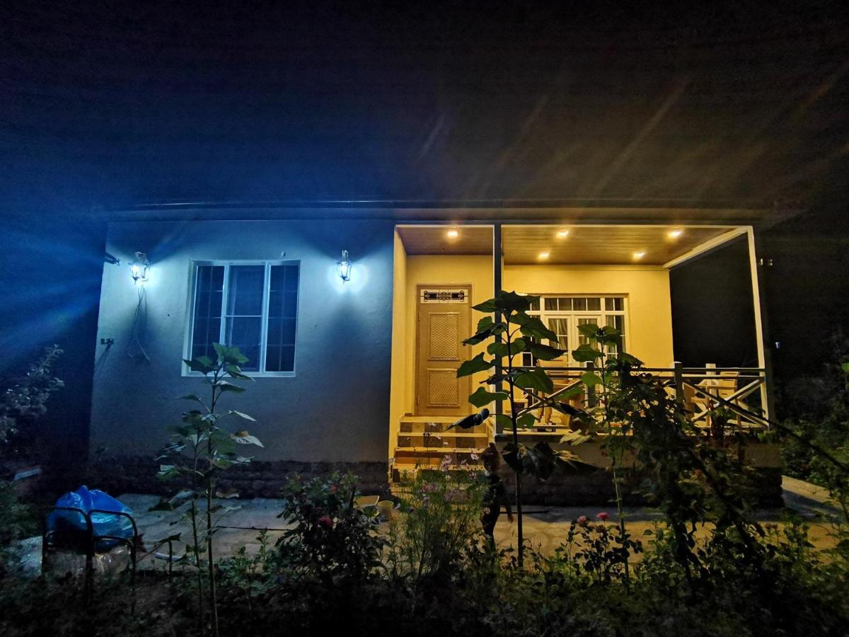 Abbasov'S Guest House-In Lahij Lahic Екстериор снимка